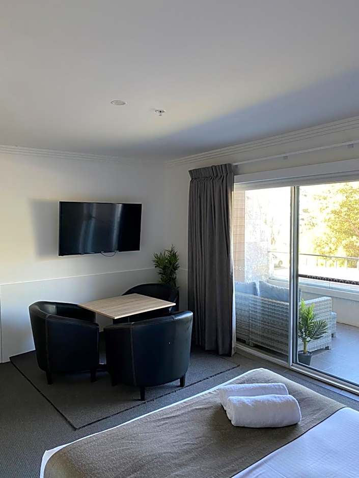 Huskisson Beach Motel