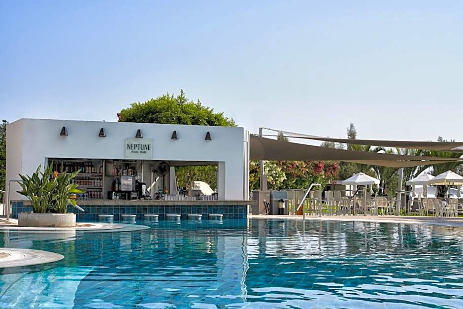 Atlantica Sea Breeze, Adults Only