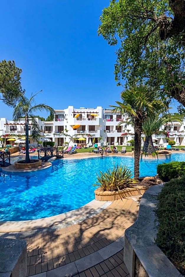 Balaia Golf Village