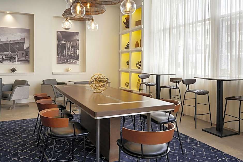 Courtyard by Marriott Long Beach Downtown