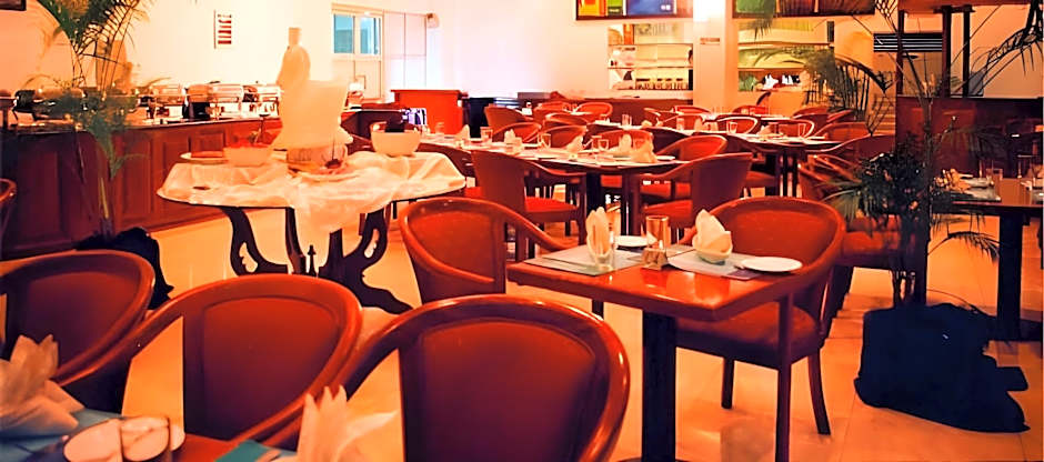 Global Towers Hotel & Apartments