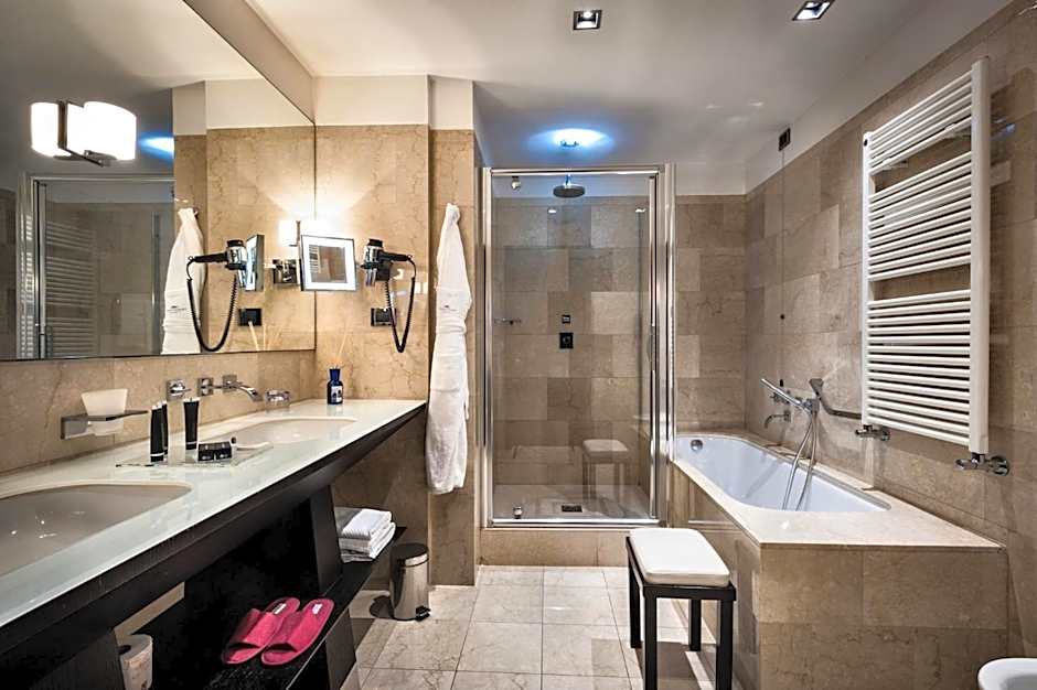 Crowne Plaza Milan City By IHG