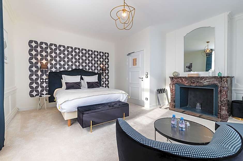 Hôtel Échappée en Baie - Parking privé gratuit dont forfaits bornes électriques réservable