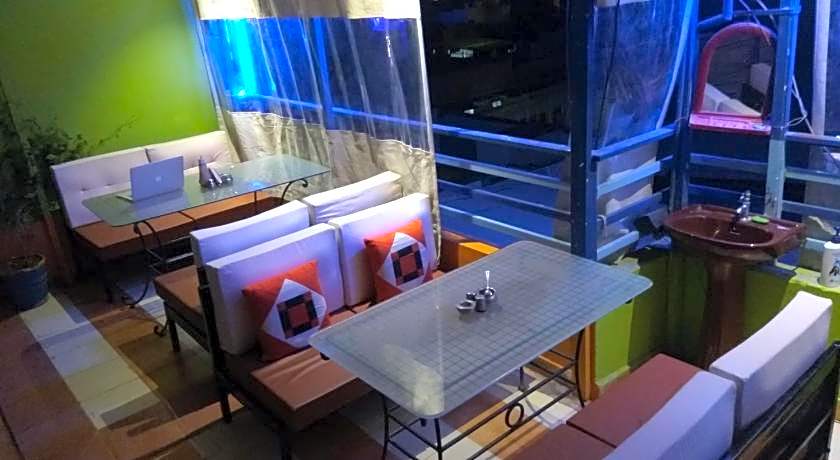 Shivam Paying Guest House