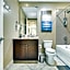 XL Terrace, Lazy River, I-O Pools, Game Room, Spa, Beach, Luxury 2-2 Penthouse!
