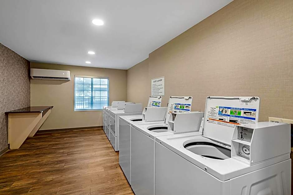 Comfort Inn & Suites Savannah Airport