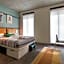 Moxy Portland Downtown
