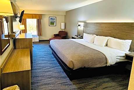 King Room - Accessible/Non Smoking