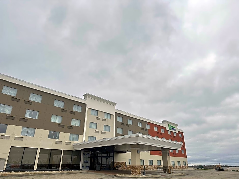 Holiday Inn Express Big Rapids, an IHG Hotel