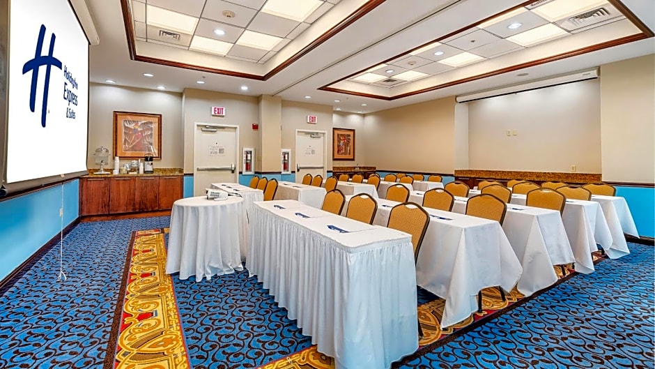 Holiday Inn Express & Suites Miami Kendall By IHG