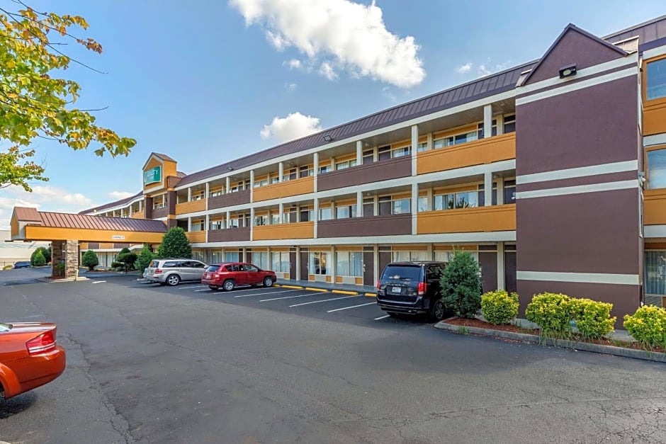 Quality Inn Airport South