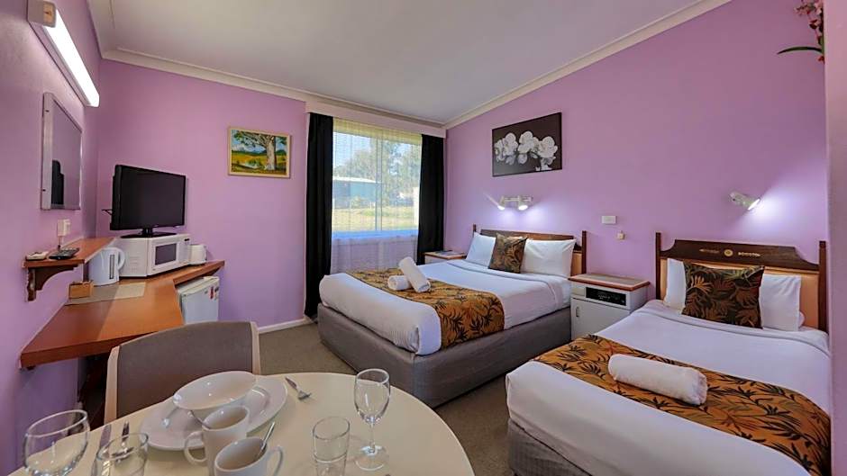 Bushmans Motor Inn