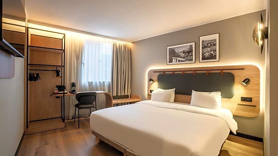 Campanile PRIME - Suresnes - La Défense