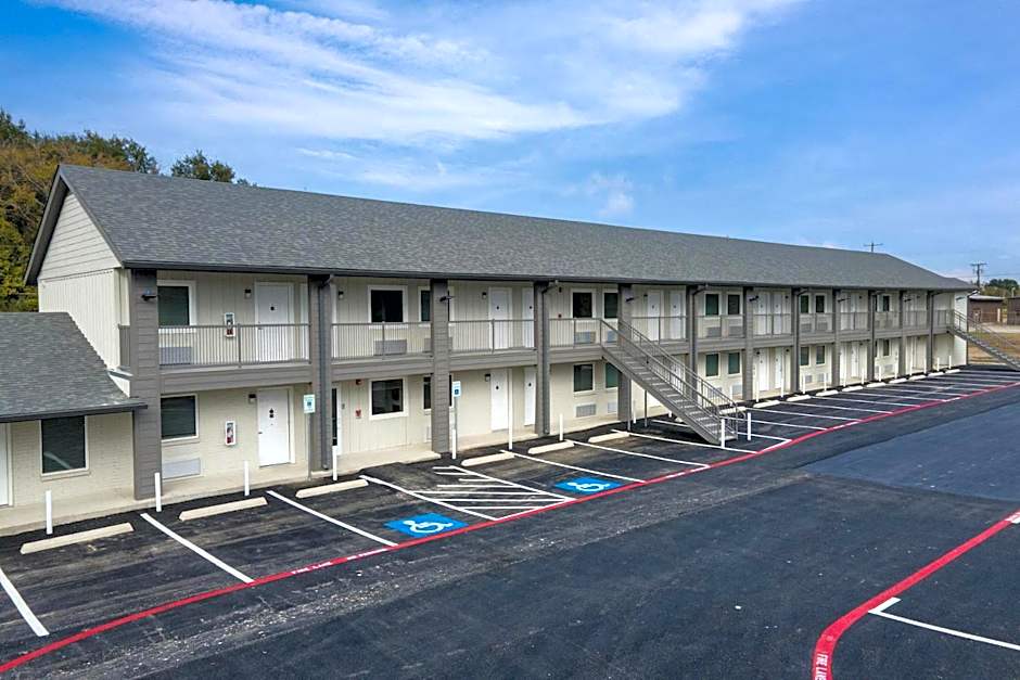 Extended Stay Gun Barrel City
