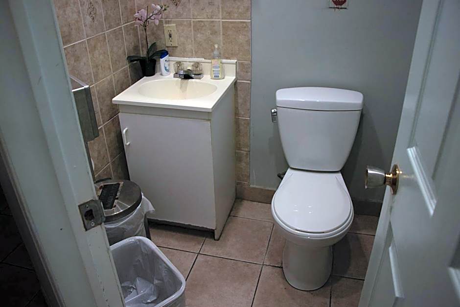 Saint Lawrence Residences and Suites