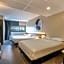 B&B HOTEL La Rochelle Centre Les Minimes