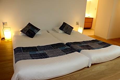 Large Twin Room