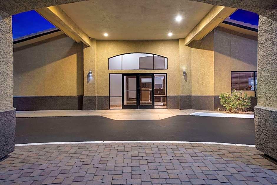 Days Inn by Wyndham Buckeye