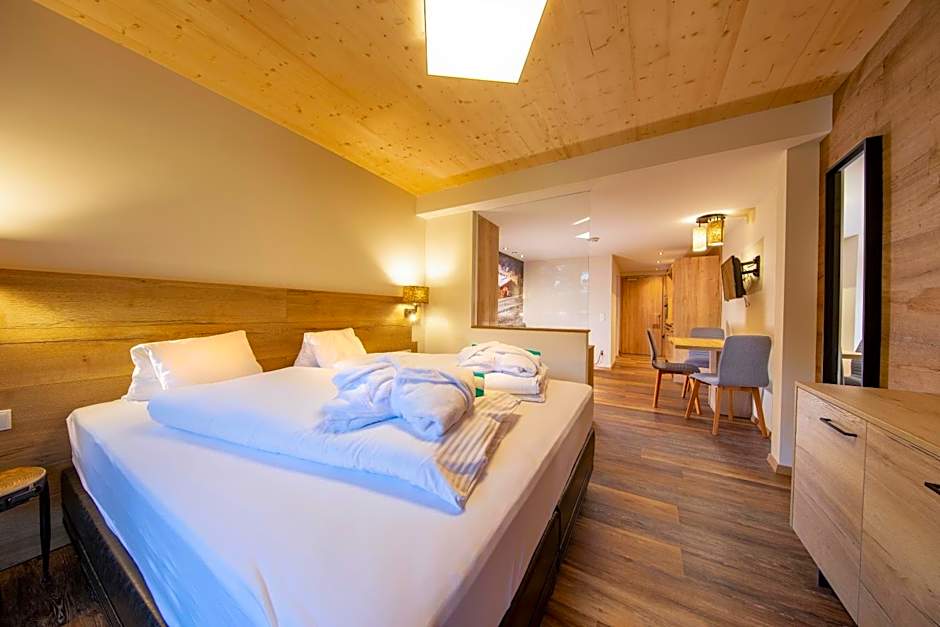 Photo 1 of 4 of Deluxe 2 Beds