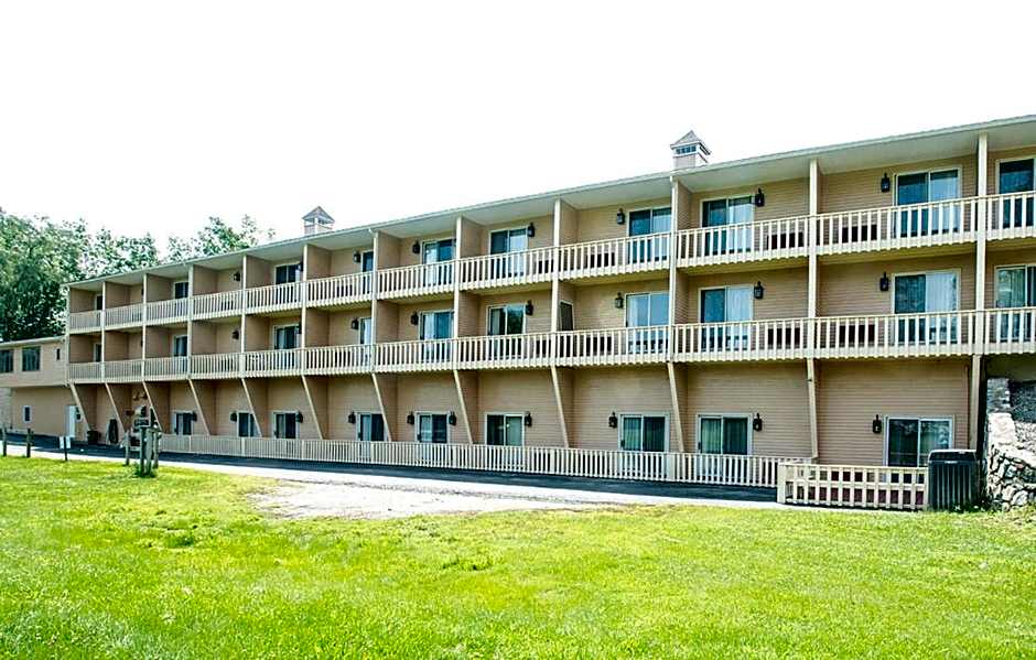 Hampton Falls Inn