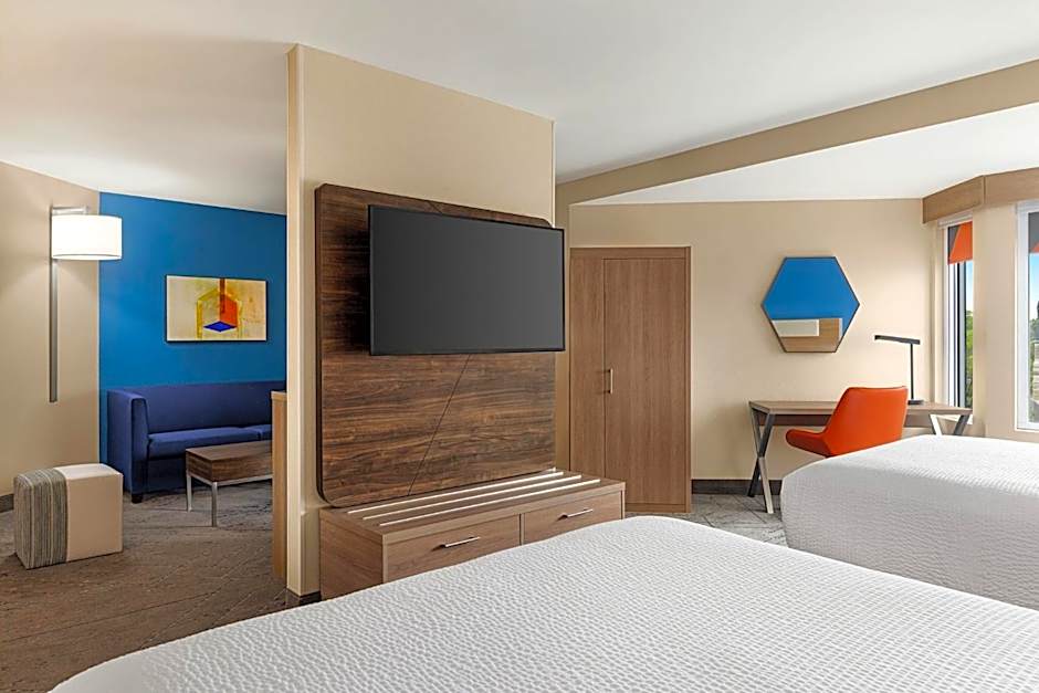 Holiday Inn Express & Suites - Evansville Downtown By IHG