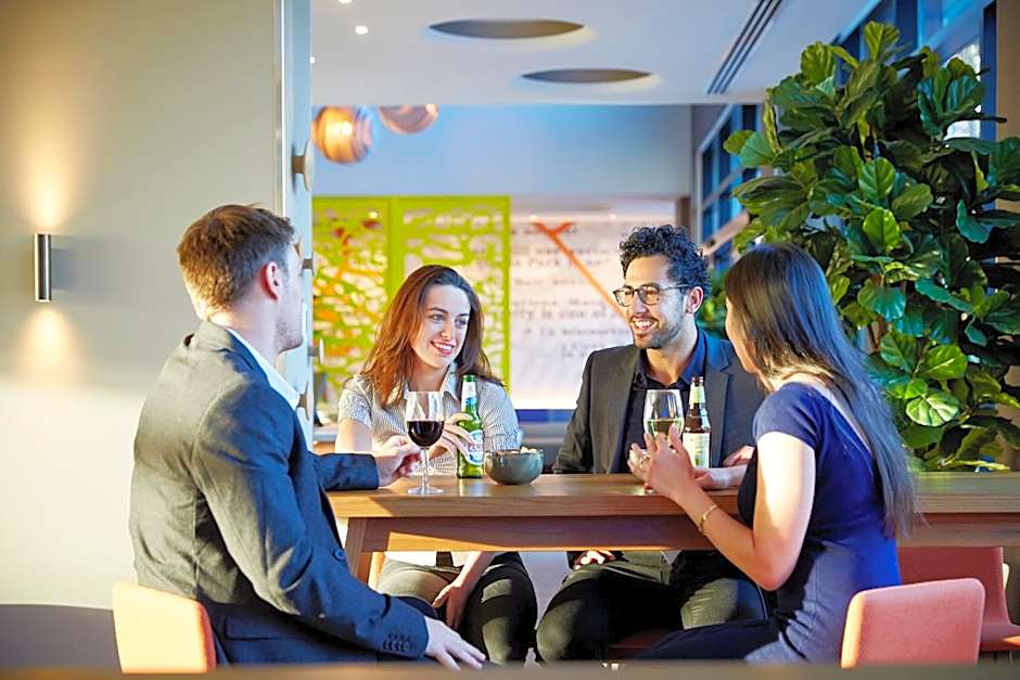 Holiday Inn Express Sydney Macquarie Park By IHG