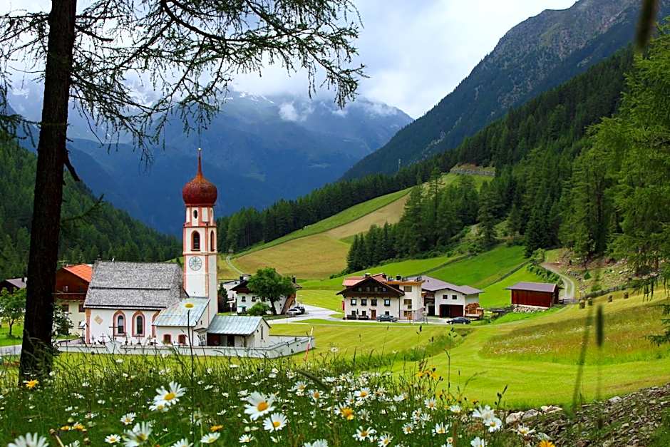 Haus Alpina & Landhaus Schöpf