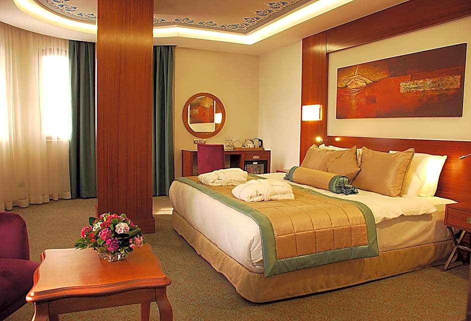 Photo 1 of 6 of Standard 1 Double Bed or 2 Beds