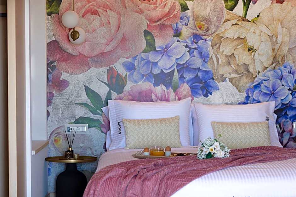 Lines Concept Accommodation