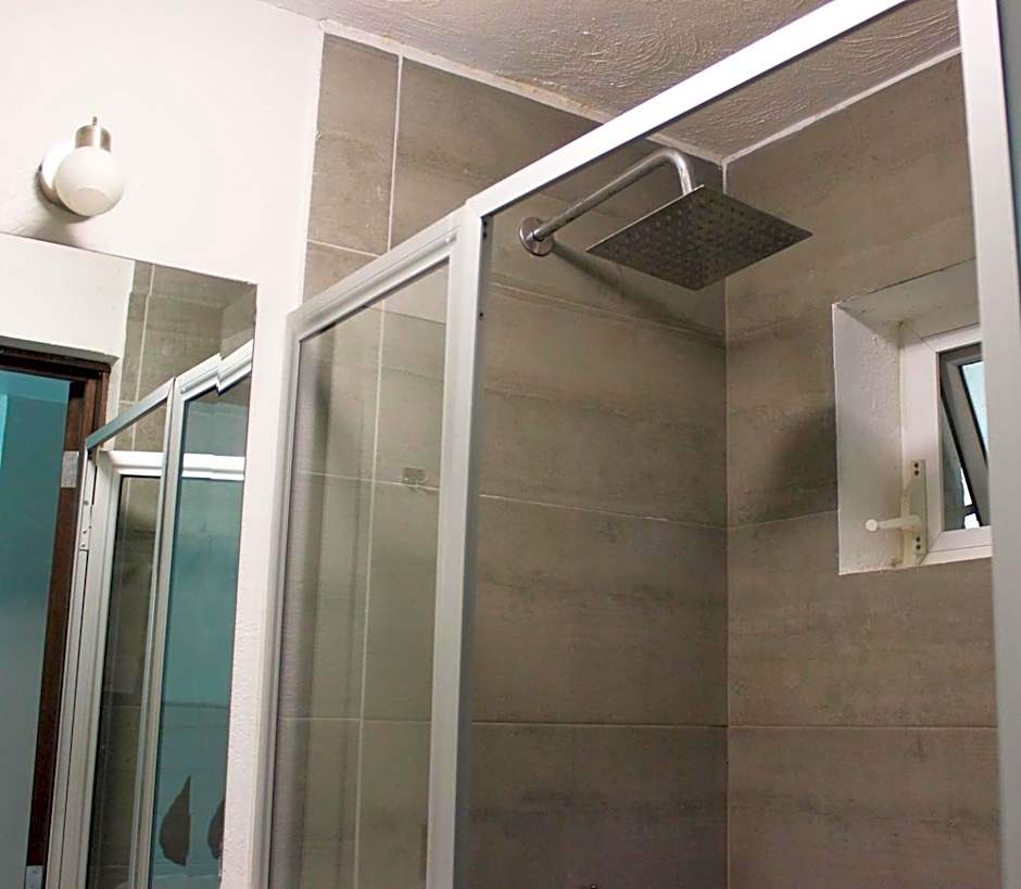 Hotel Colon Express
