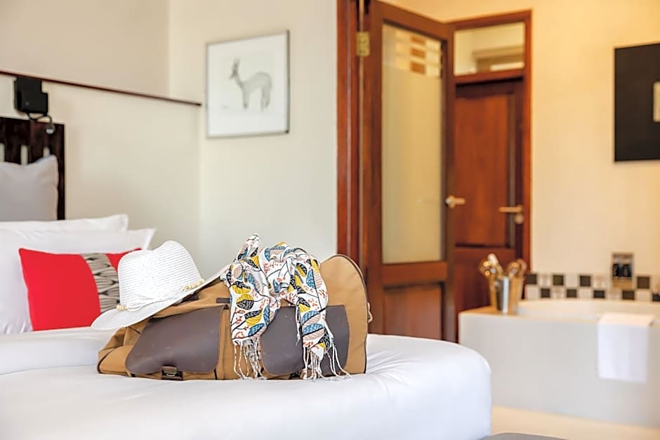 Casterbridge Hollow Boutique Hotel