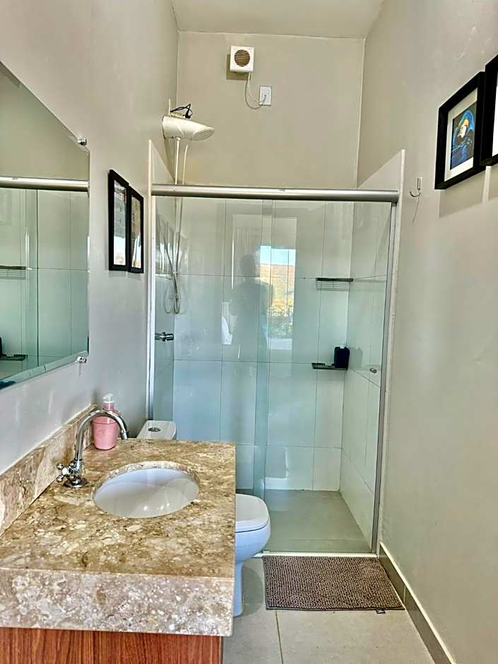 Casa de Maitreya - piscina, ar condicionado