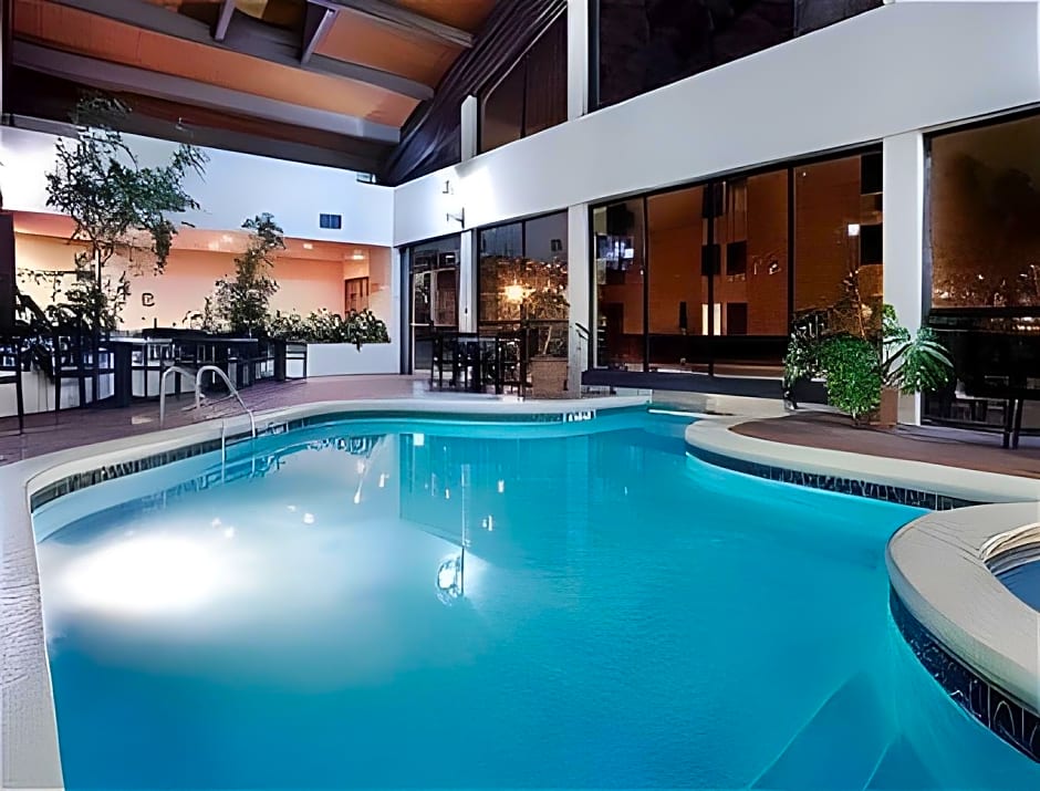 Ramada Shreveport – Shreveport, LA