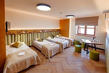 Standard Quadruple Room