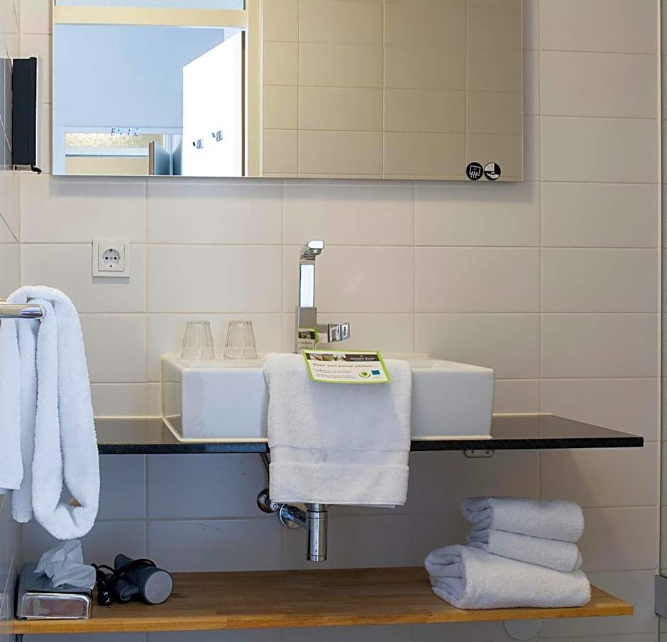 Strandhotel Westduin