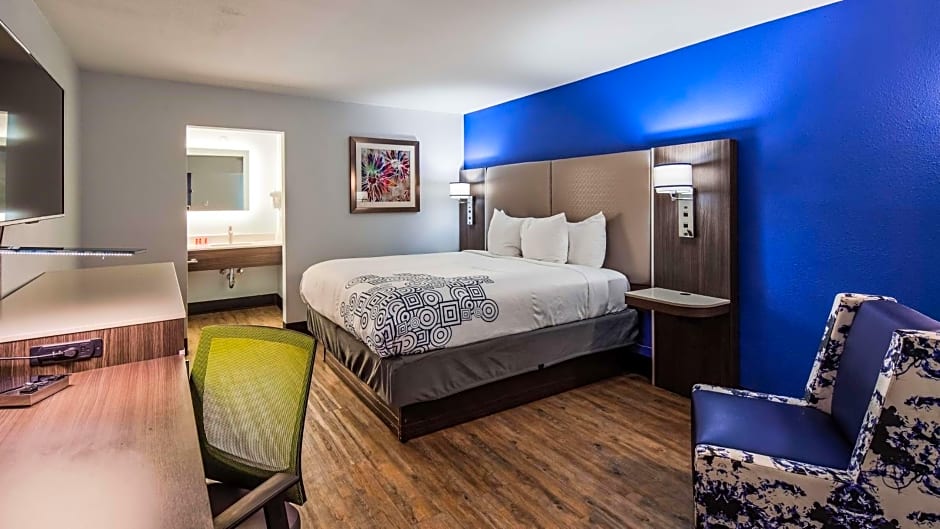 SureStay Plus Hotel by Best Western Sacramento Cal Expo