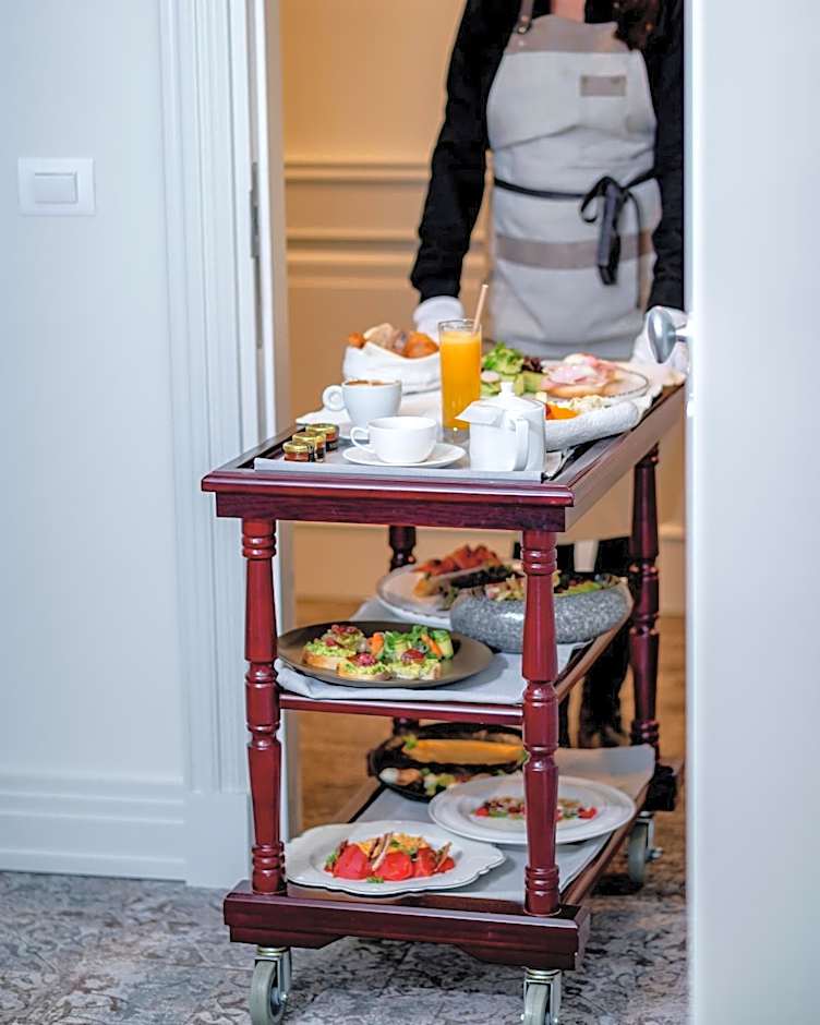 VIZUALIZA Residence Hotel by HMG