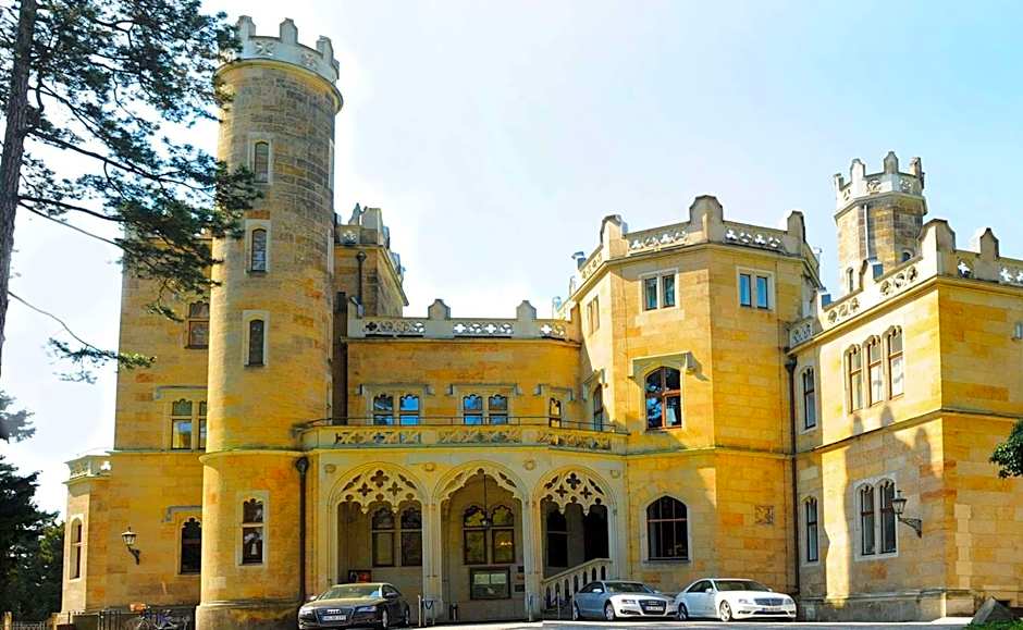 Hotel Schloss Eckberg