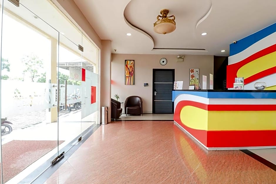 Blitz Hotel Batam Near Sultan Mahmud Ri'ayat Shah