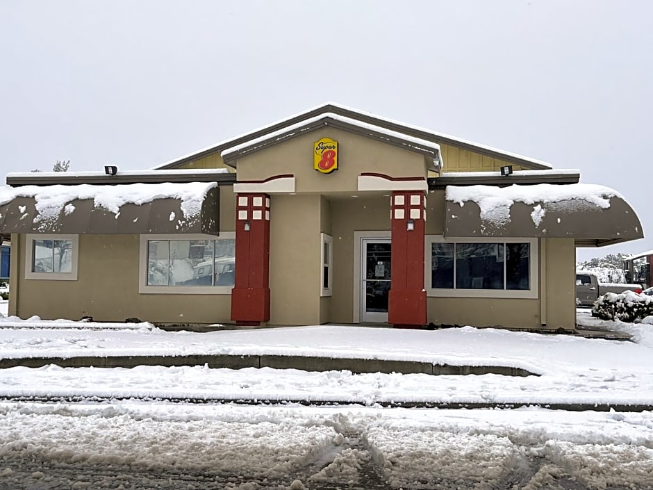 Super 8 by Wyndham Red Bluff