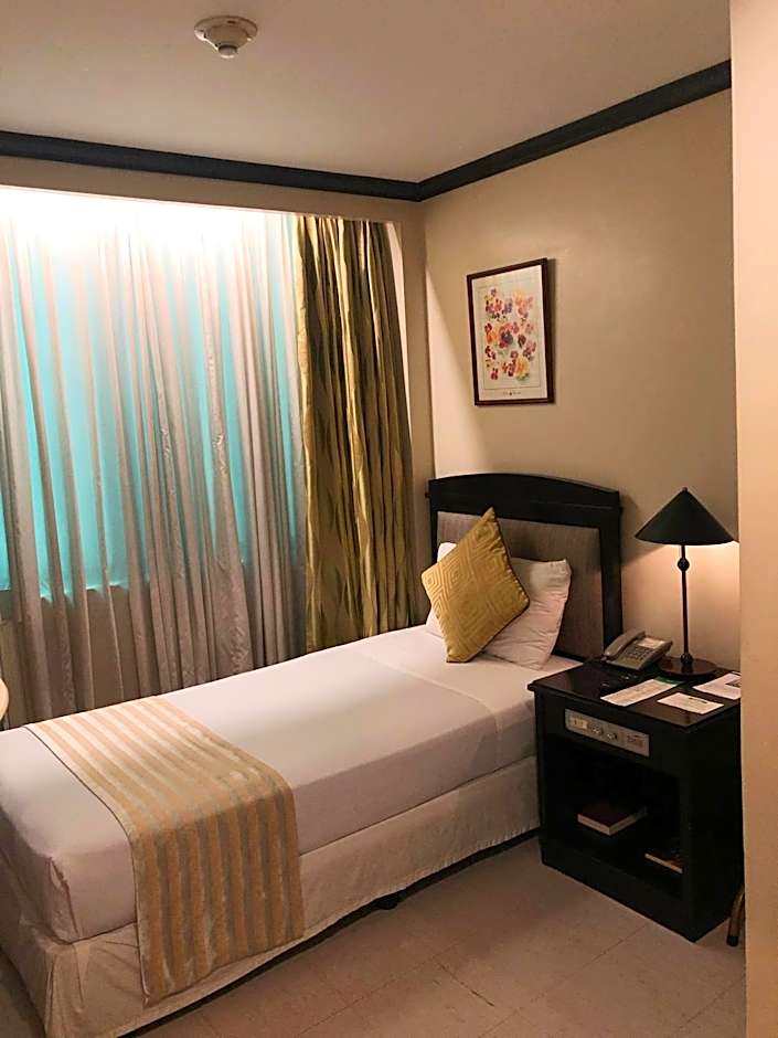 Tower Inn Makati Business Hotel