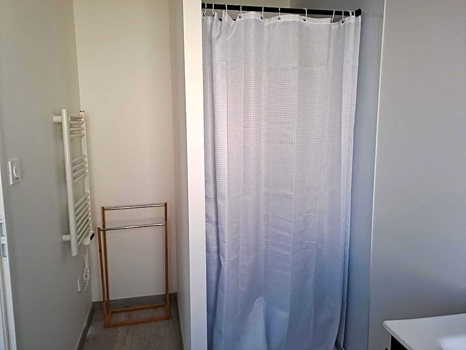 Chambres d'Hôtes Château Pierre de Montignac