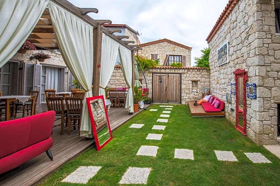 Çona Butik Otel