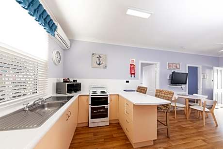 Cottage with Garden View