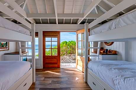 Family Room with Sea View