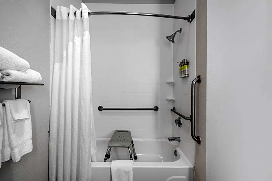 Holiday Inn Express & Suites Tell City By IHG