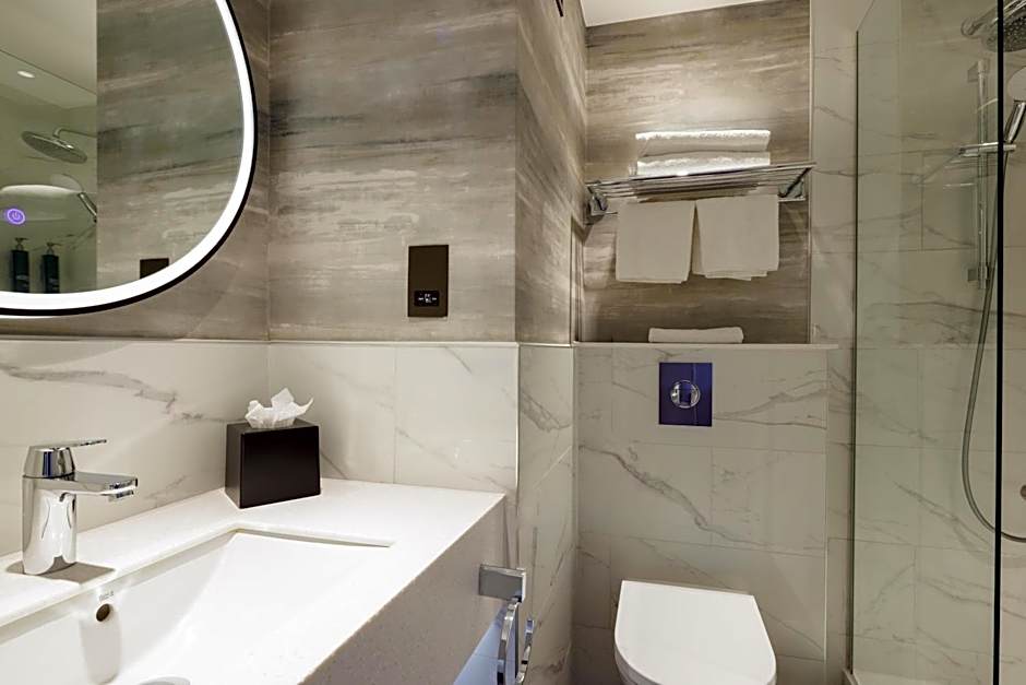 DoubleTree by Hilton Bath