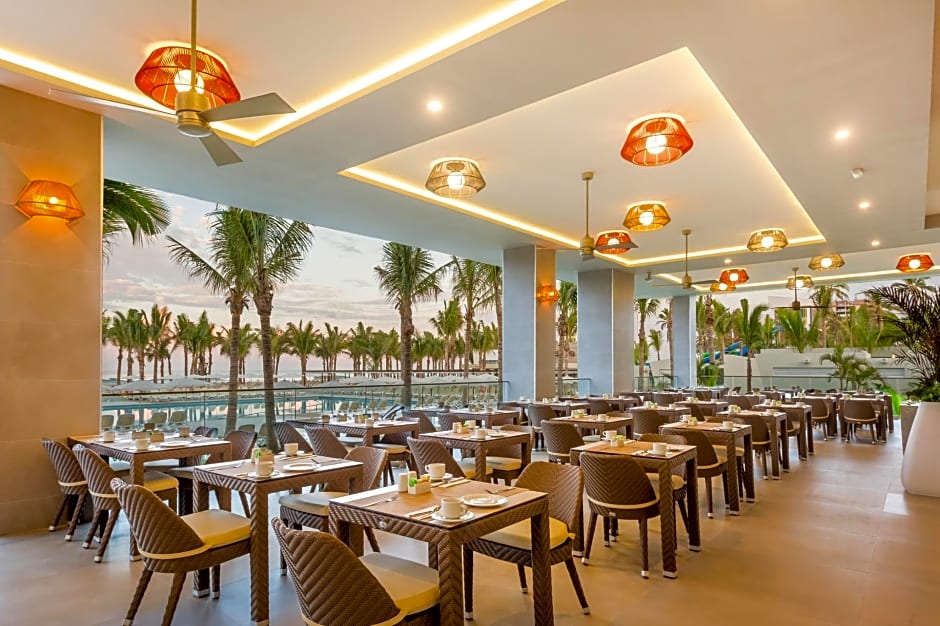 Riu Emerald Bay - All Inclusive