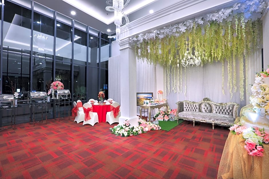 Harper Palembang by ASTON