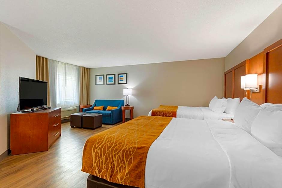 Comfort Inn & Suites Milford